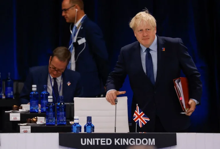 Russian influence on the Balkans: Great Britain Sends Military Experts to Bosnia