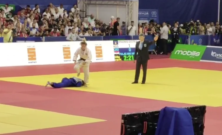 D I STRIA CRIASNICY scrive il nome del Kosovo con oro HINA vince la medaglia ai Giochi del Mediterraneo