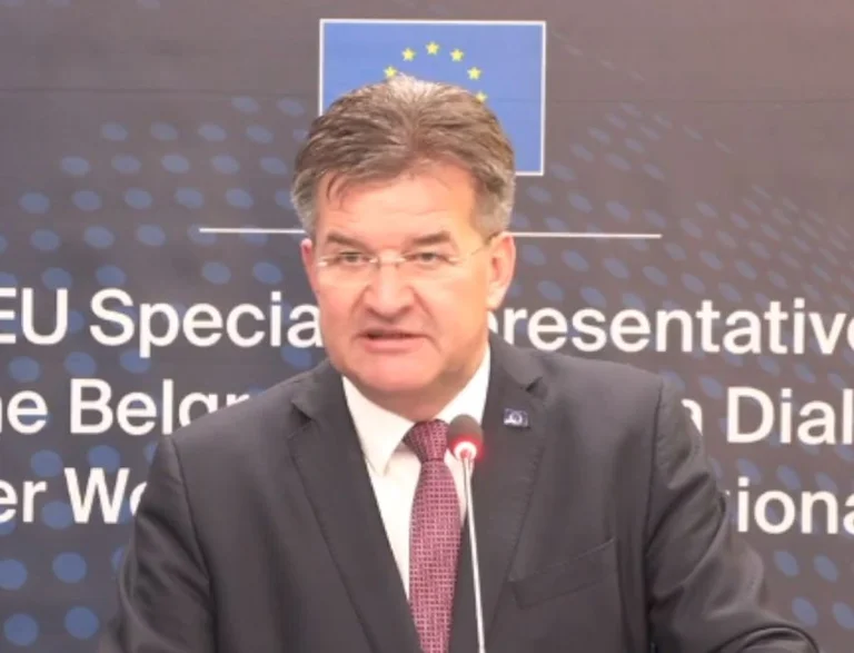 Lajcak nous réconforte à propos des visas: Je comprends parfaitement