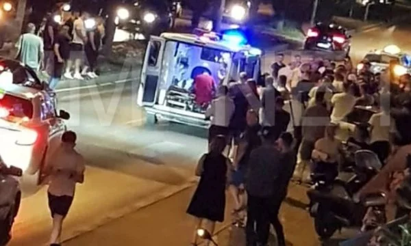 Incidente pesante a Pristina, due ragazze colpite in auto