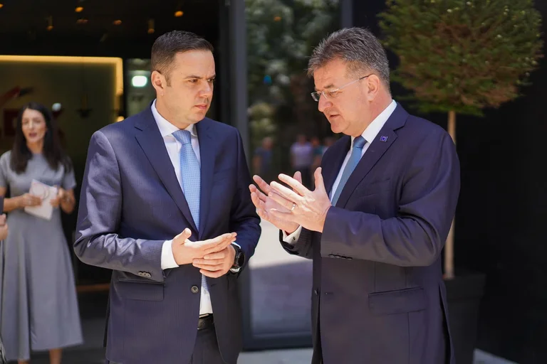 Abdixhiku at a meeting with Lajcak: Dialogue process must end with mutual recognition