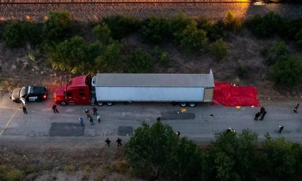 Pas d'air ou d'eau dans le camion: La cause de la mort de 46 U.S.