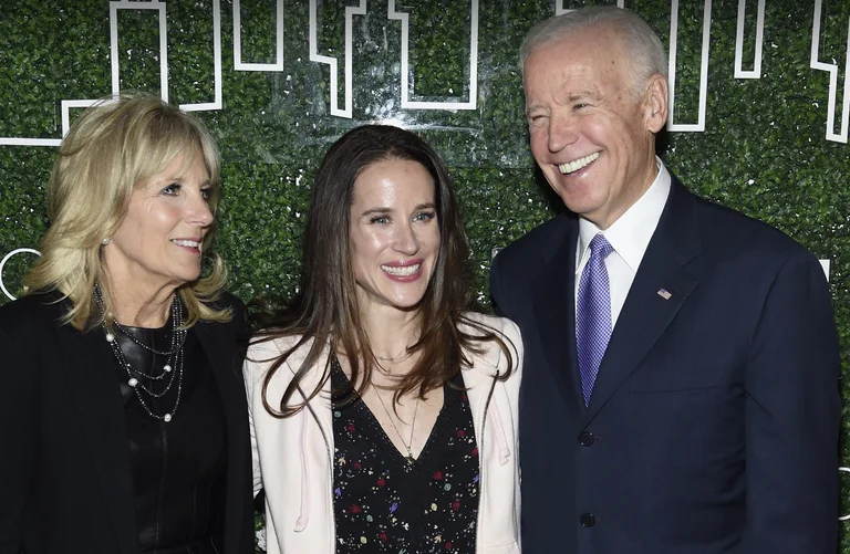La Russie impose des sanctions à la fille et à la femme de Joe Biden