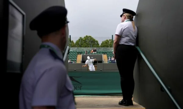 Col The Polish tennis player will donate 100 euros to Ukrainian citizens, but look what he has to do for that money