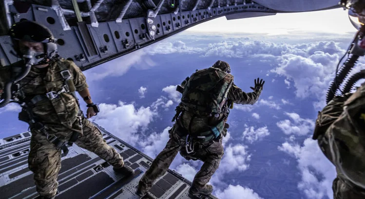 From 40 grand to 300 grand: NATO boosts high alert numbers