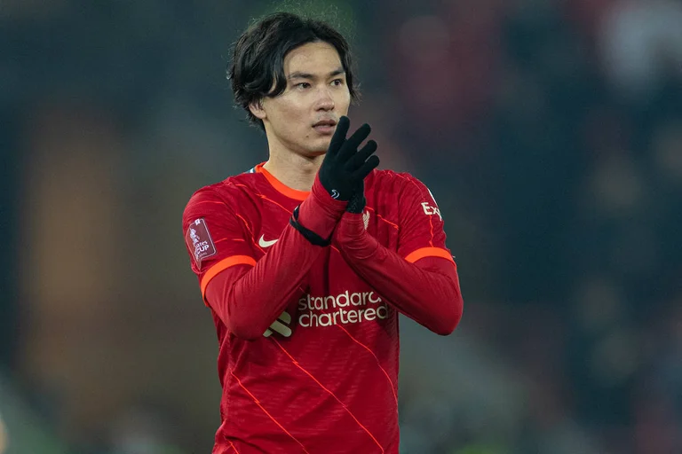 Fabrizio Romano finds out how much money Liverpool will receive for Minamine