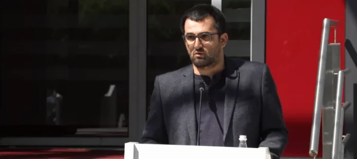 Nel Senato dell'UP, l'ex Consiglio di Kurt: LVV ha votato un plagier