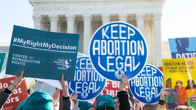 La Corte Suprema degli Stati Uniti ha abolito i diritti dell'aborto