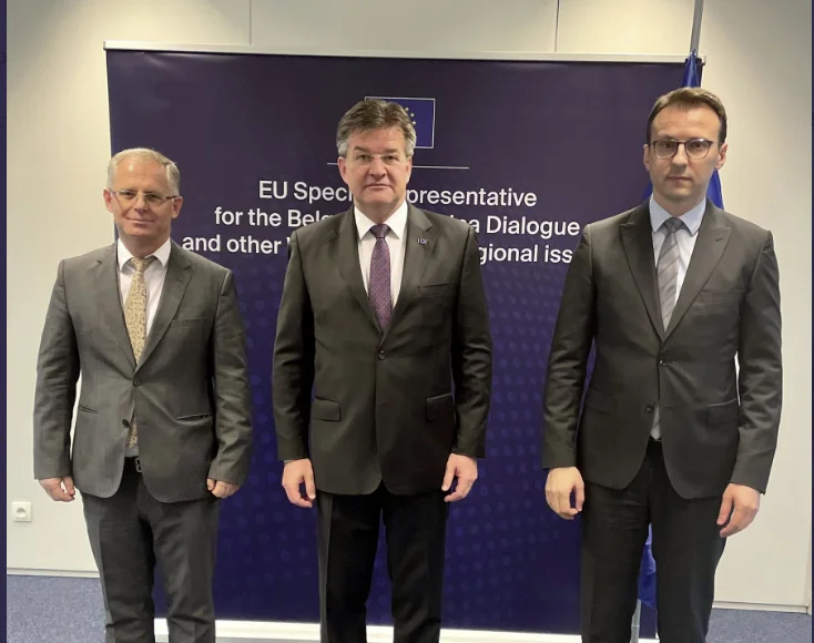 Acuerdo: Elektrosever serbio con licencia oficial en Kosovo