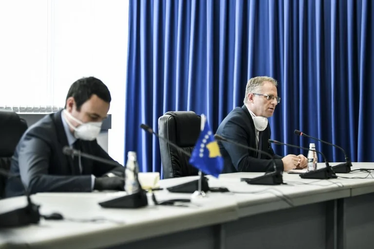 Çudi: Qeveria i kritikon publikisht marrëveshjet në dialog me Serbinë, në raportin e punës i lavdëron