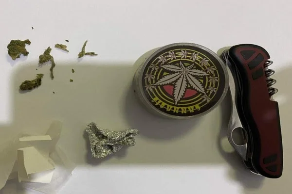 No 27-year-old in Ferizaj for knife possession and drugs