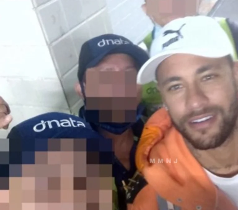 Fear and panic: Neymar's private plane was forced to make an emergency landing