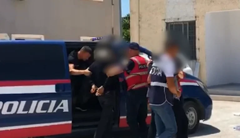 Due giovani arrestati dal Kosovo, che vendono droga nei locali di Determi