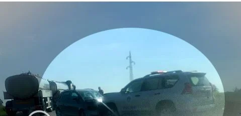 Accident de circulation sur la rue Skenderaj-Mitrovica, y compris véhicule de police