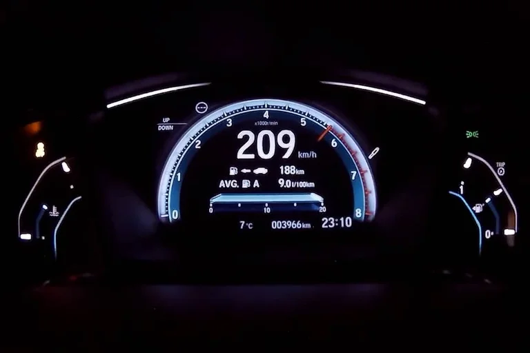 Switzerland: Drive 208 km/h, arrest Kosovar, seize driver's license and car