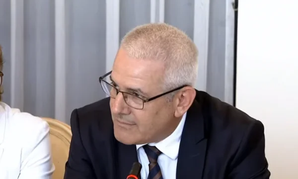 Edi Rama intercede per Svecla: Che significa che ci hai tutti ansiosi?