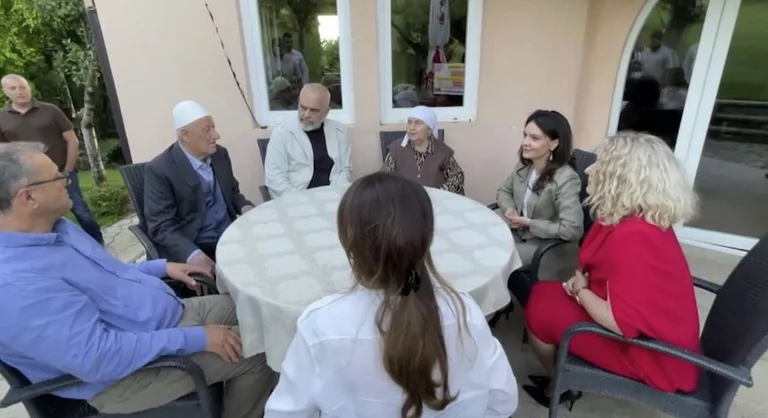 Rama in Thacis Familie: Als Bruder traf ich ihn in Den Haag, weil ich ihn vermisst habe.