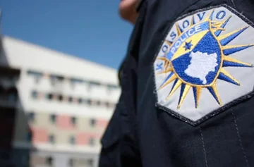 “Me motorsharrë në dorë”, dy persona pengojnë policët në Parkun Nacional ‘Sharri’