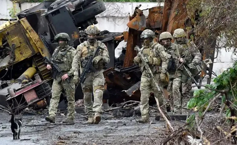 British Intelligence: Russian and Ukrainian forces likely to be deserted