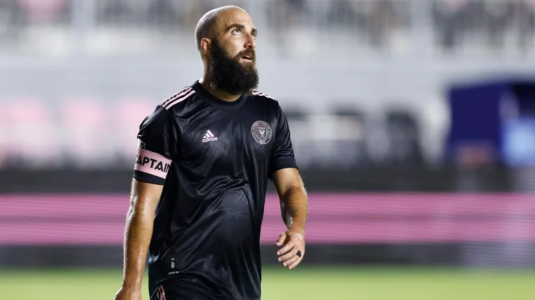 Higuiin: I'm worried about what super player I played with.