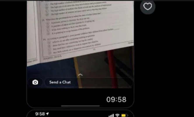 Like everyone: Maturants create social networking groups to distribute the exam