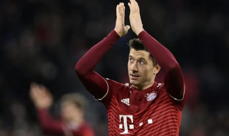 Lewandowski repeats the desire to leave Bayerni: I hope the fans understand me someday