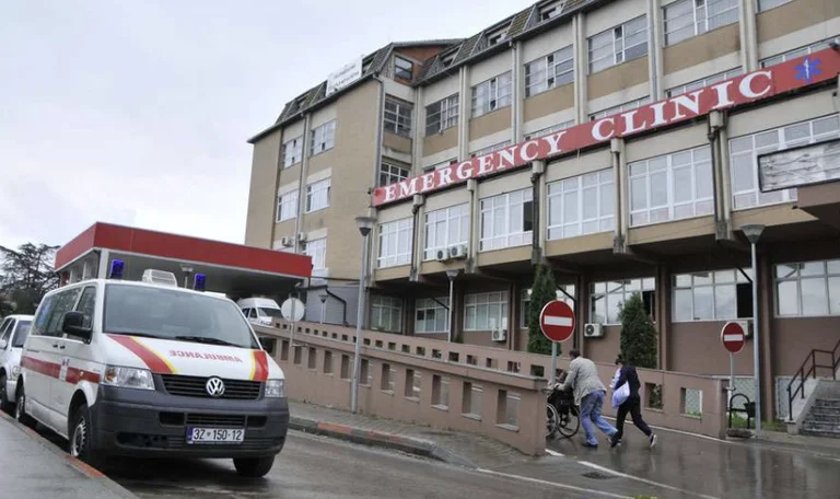 Uno dei feriti sul posto di lavoro di Pristina presunto morto