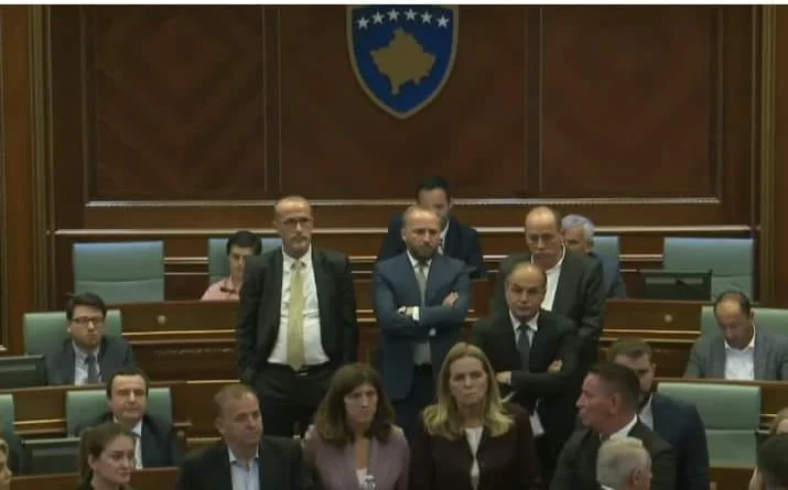 Opposition positions: Divided by sessions, brought together by owls