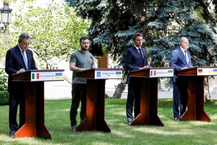 Between sirens in Kiev, Macron, Scholzi and Draghi: Ukraine candidate country, we want you in the EU