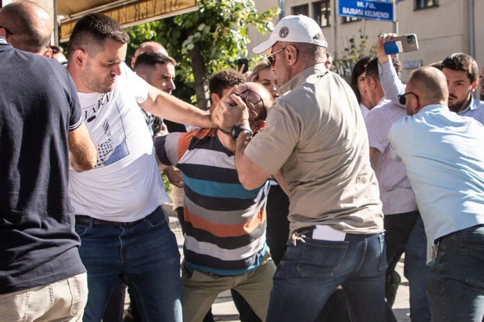 “O Hand...”, view of the arrest of PSD activists had prevented police from arresting Dardan Molliq