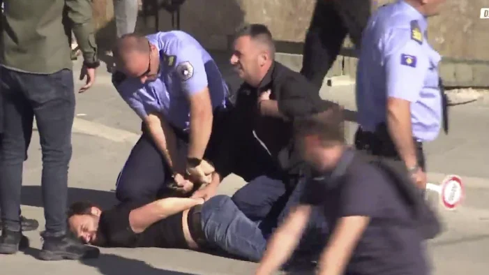 Dardan Molyqaj, Fraser Krasniqi et Zgjim Hyseni arrêtés
