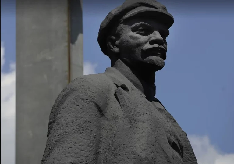 Goodbye Lenin: Finland removes statue of Russian revolutionary as it targets NATO membership