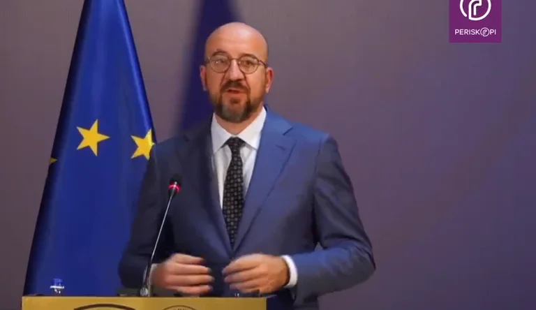 Michael pour la demande de statut de candidat au Kosovo: Normaliser les rapports avec la Serbie
