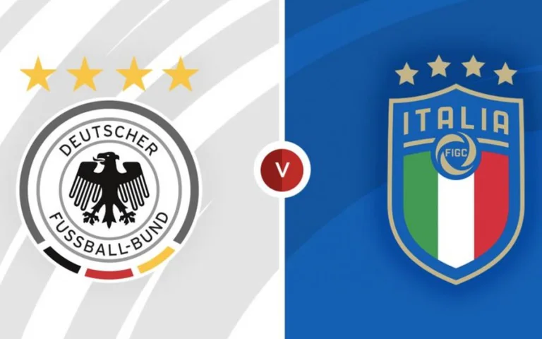 Official formations: Germany ) Italy