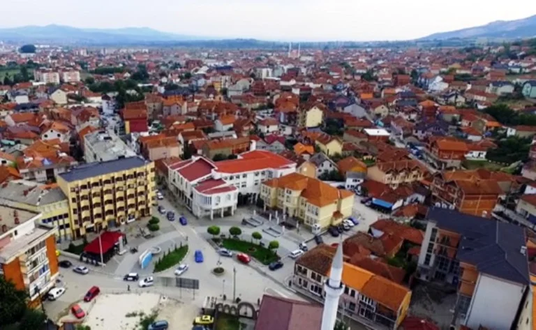 Serbien fordert albanische Jugend auf, Presevo Valley zu verlassen