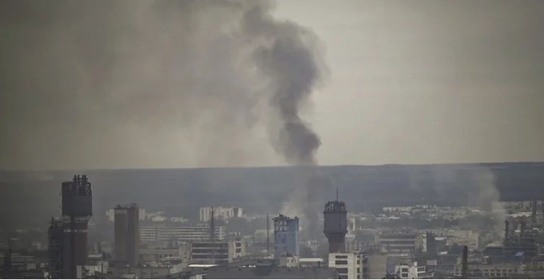 Ukraine says Russian forces have destroyed the last bridge to Sievierodonetsk
