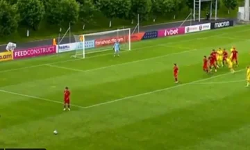 Armenische Fans aus den Tributen mit Anrufen “Russia” Das war die Reaktion der ukrainischen Fußballspieler.