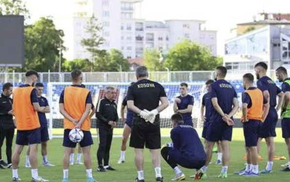 ¿Podría ser esta la mejor formación posible de Kosovo hacia Grecia?