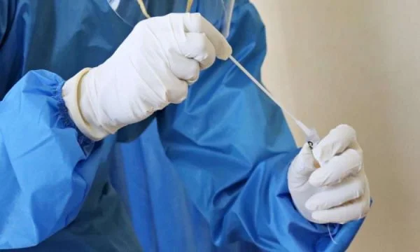 3 skenarët e mundshëm për origjinën e variantit Omicron