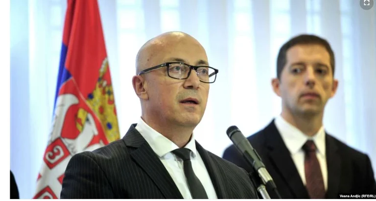 Lista serba deve essere interrogato, favorito o forzato
