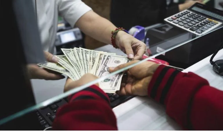 In Albania, remittances reach highest level since 2008