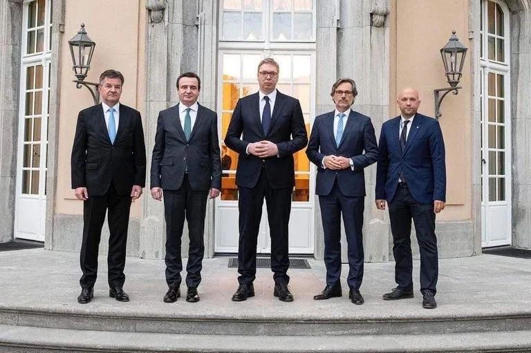 Scholz: Kurti Vuciq reunión en Berlín como señal, había cosas pasando.
