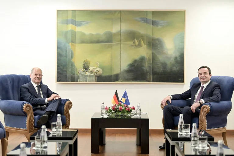 Views from Kurti-Scholz meeting are expected to appear at media conference