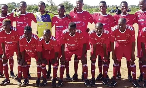 Le squadre del Sud Africa sono punite per sempre per giocare: Risultati 59-1 con 41 autogoghi