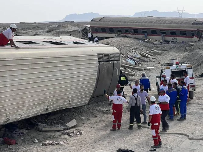 Tragedy in Iran: 17 dead after train exit
