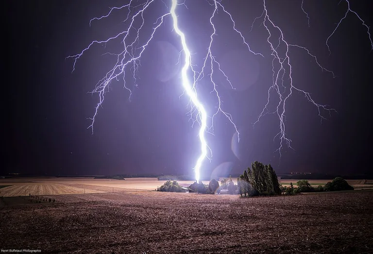 The lightning kills immediately, has 3 million volts