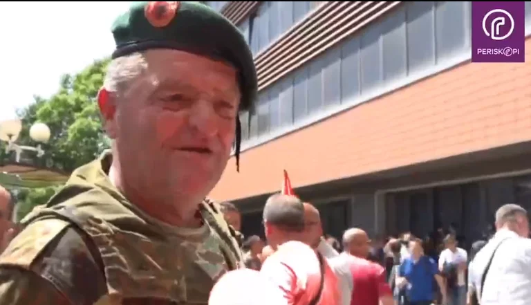 Former Commander KLA: I live and work with a hammer. Albin Kurti wanted power.