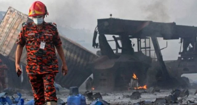At 30, the death toll goes from explosion to a warehouse in Bangladesh