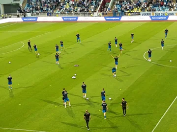 Kosovo bereit für Griechenland Unsere Spieler kommen zur Wärme