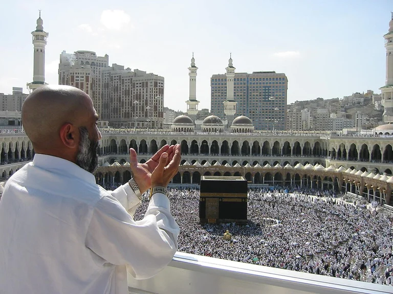 Cinq mille et 700 euros blitz pour réaliser Haxhi en Arabie Saoudite